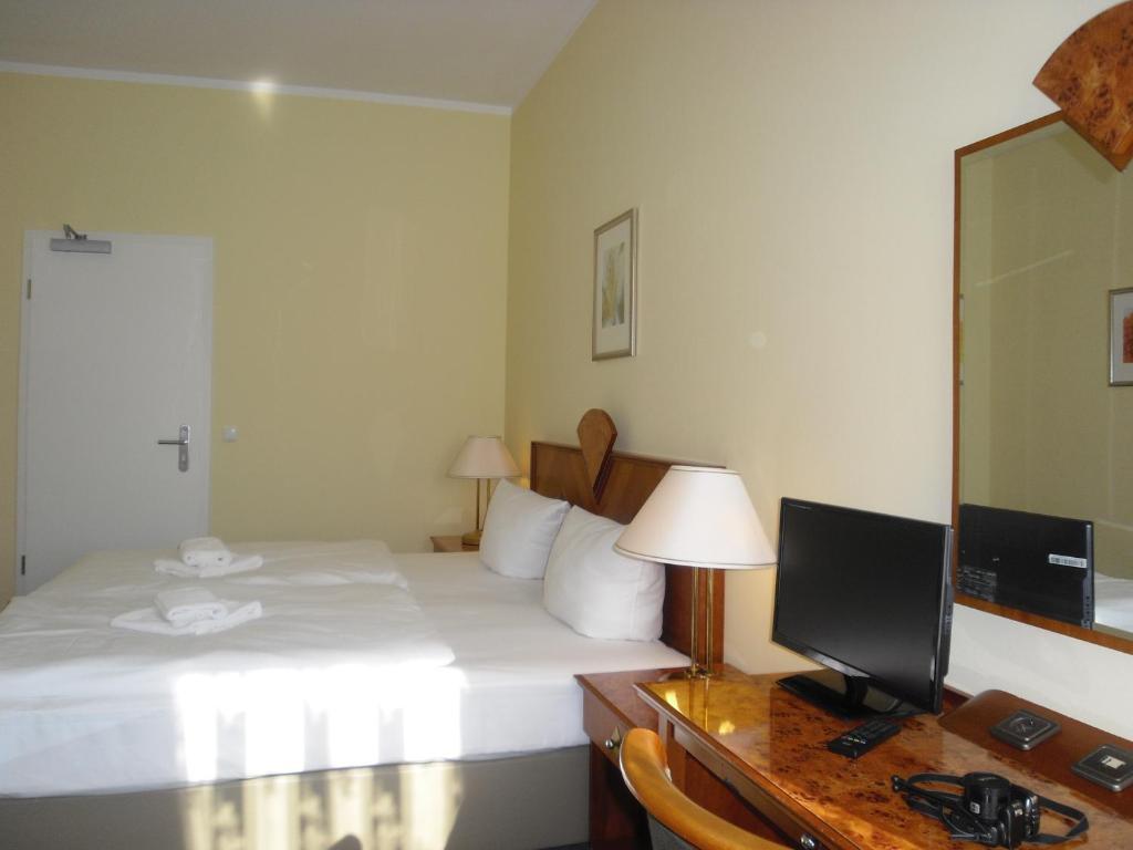 Hotel Amadeus Central Berlin Bagian luar foto